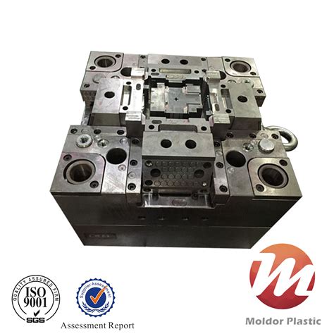 China Plastic Injection Mould For Auto Housing Hottest Parts China