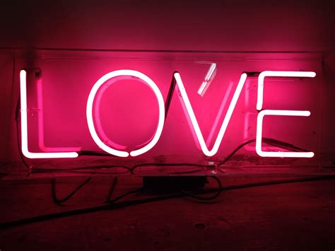 Neon Sign Wallpapers Top Free Neon Sign Backgrounds Wallpaperaccess