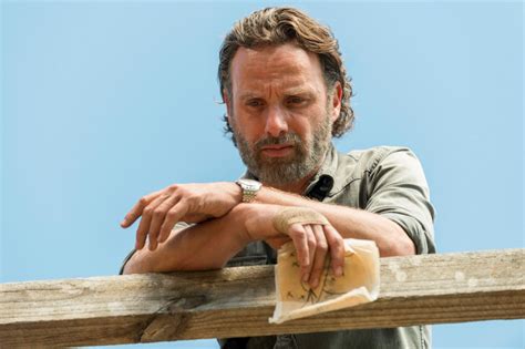 The Walking Dead Andrew Lincoln Explique La Phrase Finale De Rick