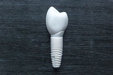 Zirconia Dental Implants Healthscope® Magazine