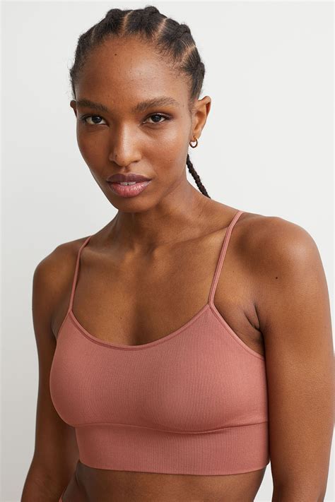 I Live In Bra Tops 25 Most Comfortable Crop Bra Tops Who What Wear UK