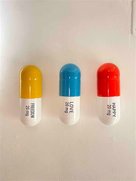 20 MG Happy pill Combo (Turquoise, yellow and orange) - figurative scu