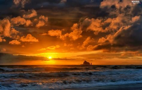 Waves Great Sunsets Rocks Clouds Sea Beautiful Views Wallpapers