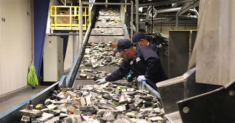 From Waste To Wealth Lithium Ion Battery Recycling Innovating Canada