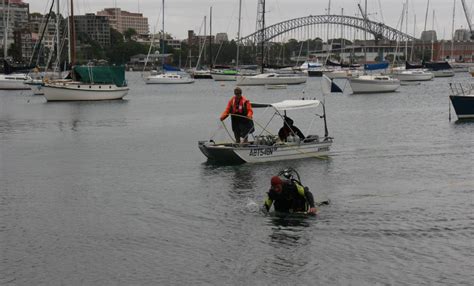 Rod Moore Walks Across The Bottom Of Sydney Harbour In Six Hour Trek