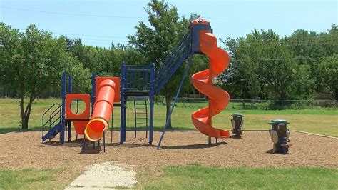 Pediatrician Warns Of Hot Playground Dangers