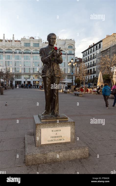 Federico Garcia Lorca Monument Hi Res Stock Photography And Images Alamy