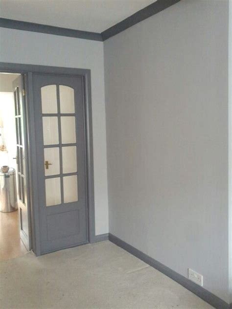 However, if you're planning to use a wood stain finish. Grey walls with dark grey woodwork, skirting and coving ...