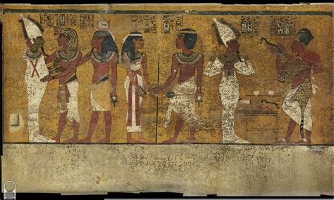 Nefertiti Remains Are Hidden In Tutankhamuns Tomb New Theory Suggests