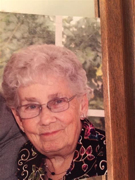 Obituary Of Joan B Kohl Casey Halwig Hartle Funeral Home Locat