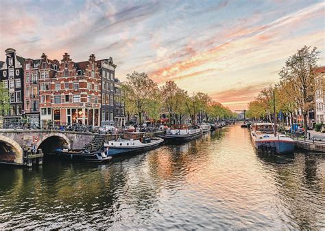 I've outlined all the details of where to stay, where and what to eat and drink and what you must do! Amsterdam - Netherlands | Latest Job Offers | DAZN Careers