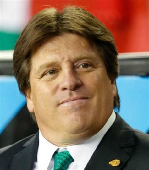 Cd marte* mar 18, 1968 in cuautepec, mexico. Miguel Herrera Confident Mexico Will Win The Copa America ...