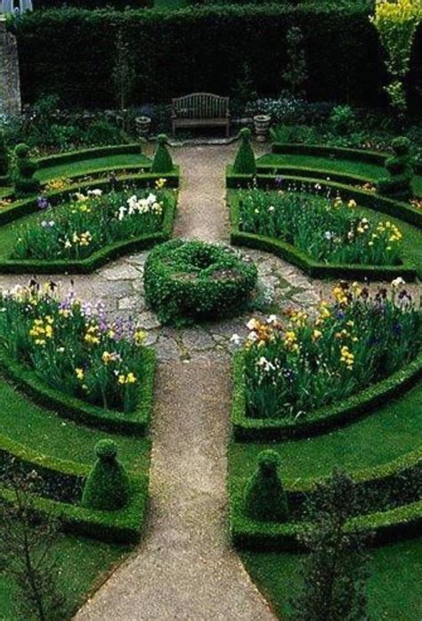 15 Breathtaking Parterre Garden Designs ~ Danielle Finch