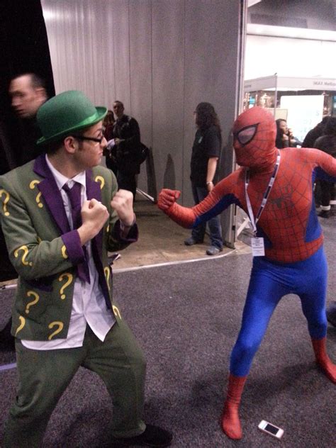 riddler vs spider man oz comic con melbourne riddler geek out melbourne spiderman geek