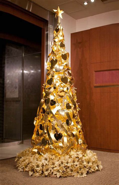 30 Unconventional Christmas Trees You Havent Seen Before Hongkiat