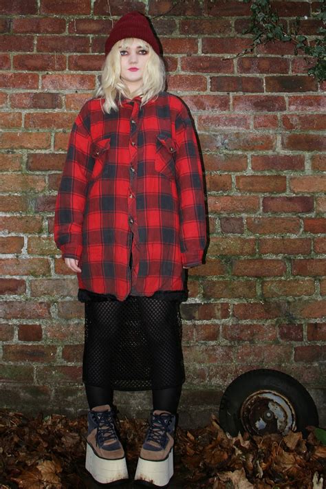 How To Dress 90s Grunge For Halloween Anns Blog