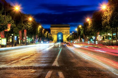 The stage typically starts on the outskirts of paris, and teams agree on a truce for the. Les Champs Elysées — Steemkr