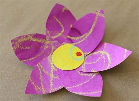 Activité manuelle facile maternelle - young planneur