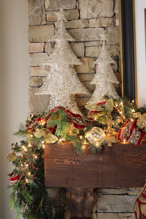 If we could bottle christmas and put it into one wreath, this would be it. My Traditional Christmas Style w/ Frontgate Holiday ...