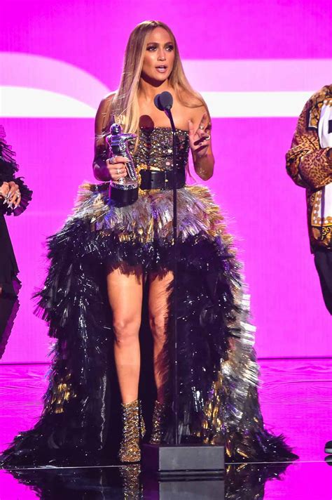 Jennifer Lopez Tại Lễ Trao Giải Mtv Video Music Awards 2018