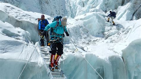 Shes The First Sri Lankan Woman To Climb Everest Robb Report