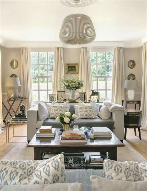 7 New Traditional Living Room Decor Ideas For An Elegant