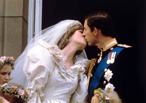 Princess Dianas Wedding Dress To Go On Show At Kensington Palace Londontopia