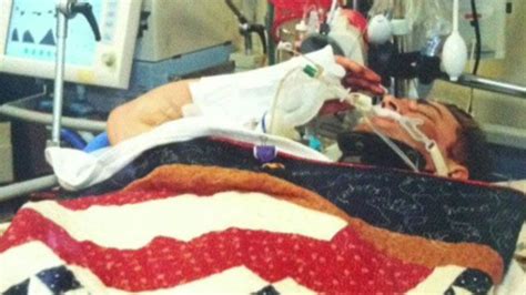 Army Ranger Believed To Be Unconscious Salutes During Purple Heart