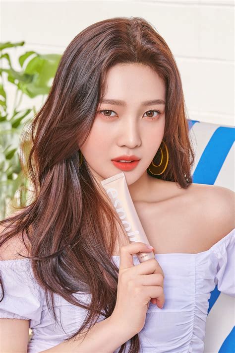 Red velvet made their debut with happiness on august 1, 2014. Red Velvet Joy - Photoshoot for Espoir 2019 • CelebMafia