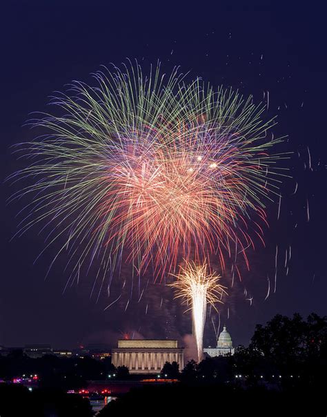 Fireworks Over Washington Dc On July 4th Photograph By Steven Heap