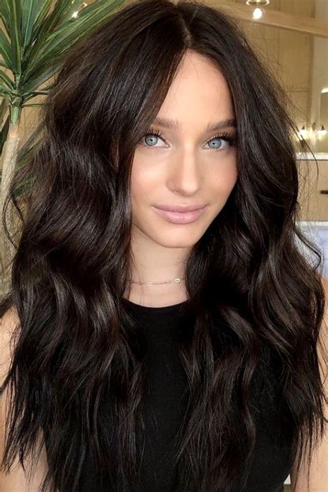 Rich And Sophisticated Dark Brown Hair Color Ideas To Try Your Classy Look