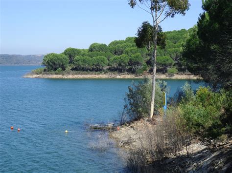 Die wahrscheinlichkeit für das auftreten dieses ereignisses wurde mit einmal in 1.000 jahren bestimmt. Podróż do Portugalii: Rzeka Mira w Santa Clara-a-Velha w ...