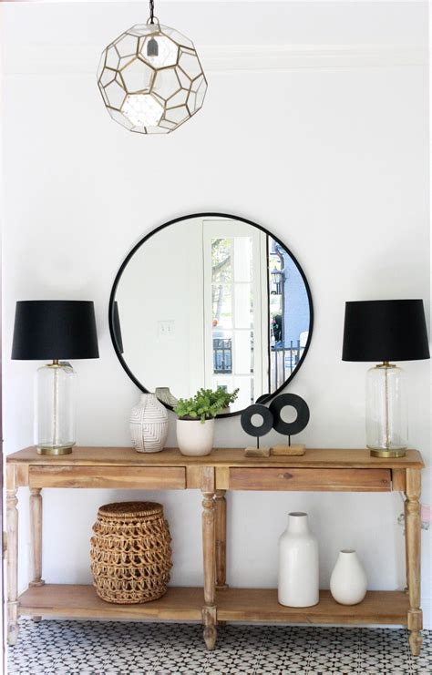 Large Round Mirror Over The Wood Console Table Mosaic