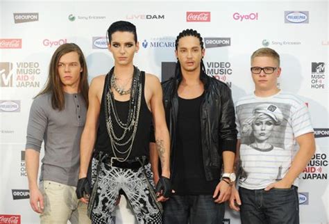 Tokio hotel is a german rock band, founded in 2001 by singer bill kaulitz, guitarist tom kaulitz, drummer gustav schäfer, and bassist georg listing. Watch Tokio Hotel Explain A Decade Of Their Best And Most ...