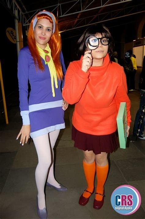 Daphne And Velma By Absolutequeen On Deviantart