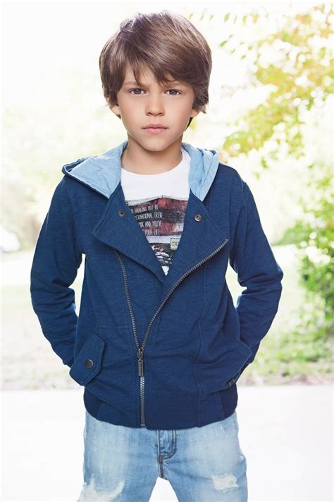 Elegante frisuren fur black boy kleinkinder mit lockigem haar. Kinderfrisuren - Längeres Haar für Jungen # ...