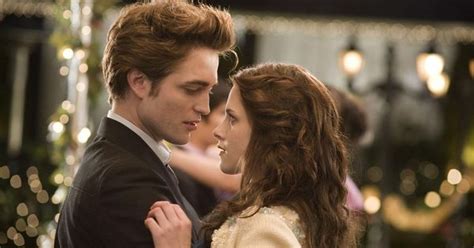 Twilight ~ Edward And Bella At The Prom ~ First Movie ~ Twilight Saga