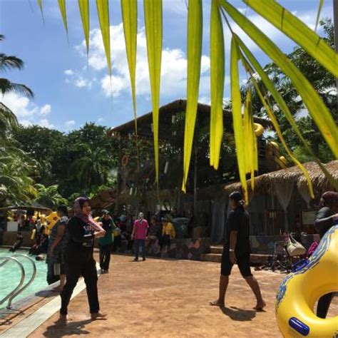 There are ample numbers of rides here that will give you ultimate enjoyment and thrill. Wet World Water Park Shah Alam - 2019 All You Need to Know ...