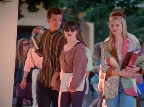 why beverly hills 90210 is the epitome of fashion beverly hills beverly hills 90210 beverly