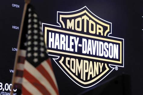 Struggling Harley Davidson To Lay Off 700 Employees 42 Million In