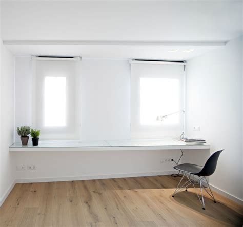 Its reduced dimensions and practical design make it perfect for minimalist. Best Wall Mounted Desk Designs For Small Homes