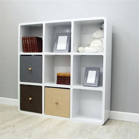 It was developed in 1979 by the swedish designer gillis lundgren and ikea have sold over 60 million units of the bookcases worldwide. 55 Modern Ikea Floating Bookshelves Design - Have Fun ...