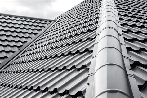 4 Best Roofing Materials For High Winds Homeowner Guide