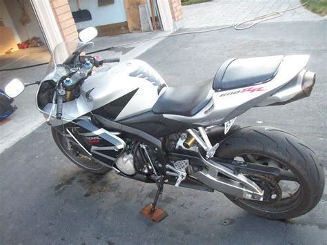 This bike knows all the tricks already. 2005 CBR 600RR Part Out - Stunt Bike Forum