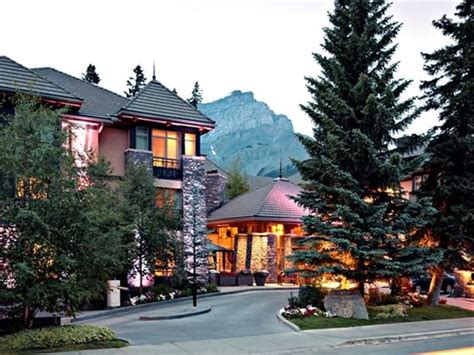 Royal Canadian Lodge Banff Hotel Canadian Sky