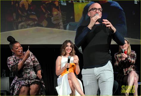 Alison Brie And Community Cast Pledge For Movie If Creator Dan Harmon