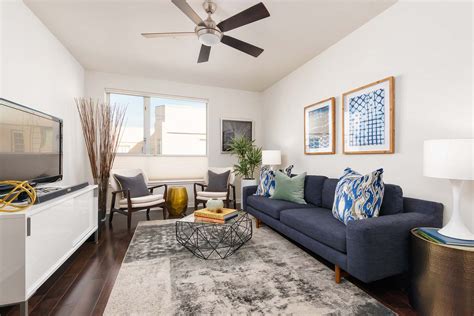 Find Rooms for Rent and Roommates for FREE | RoommateLocator.com