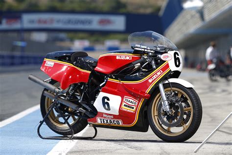 And subscribe to my channel here: 500cc 2-stroke GP - World GP Bike Legends
