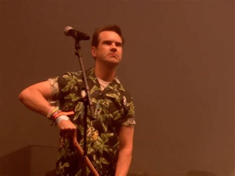 Glastonbury 2019 Jimmy Carr Sweeps Pyramid Stage During The Killers