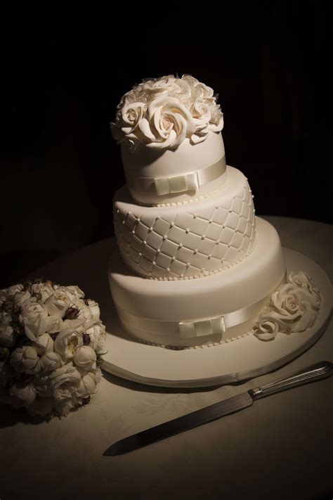 The House Of Elegant Cakes Melbourne Wedding Cakes Wedding Cake Design Designer Wedding